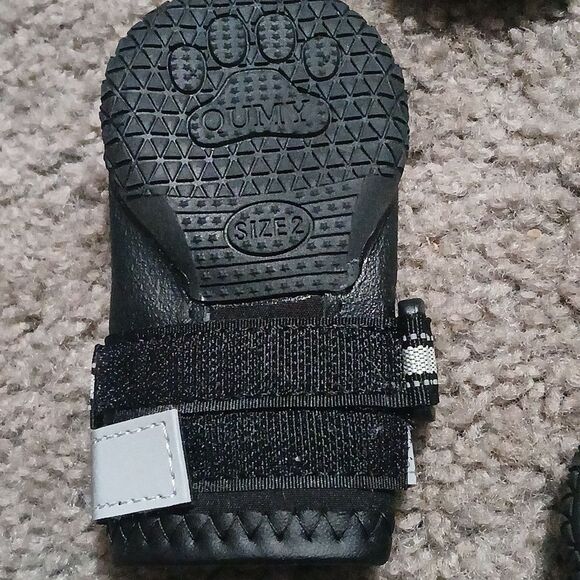 Dog Shoes Dog Boots & Paw Protectors Size 2: 1.9''x2.4''(W*L)  18-27lbs NWT - Picture 4 of 5